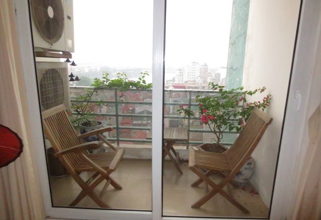 Rental luxury apartment with 4 bedrooms, 3 bathrooms, fully furnished