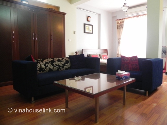 Nice studio apartment for rent in Kim Ma Street - Area: 52m2 - No elevator 