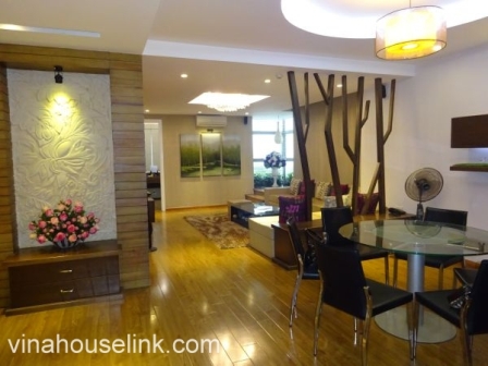 Beautiful furnished apartment for rent at Ciputra Tower, 3 bedrooms – 123m2 